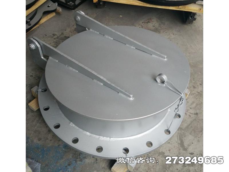 316不锈钢拍门选用316不锈钢材质，具有卓越的耐腐蚀性，能抵抗多种化学物质的侵蚀。在水利工程中，常用于有特殊防腐要求的排水管道，如化工园区的污水处理厂排水口、沿海地区水利设施的海水排水管道等。当水流通过时，316不锈钢拍门开启排水；水流停止后，自动关闭，防止海水、腐蚀性液体倒流，保障水利管道系统安全运行，确保水利设施稳定工作。
