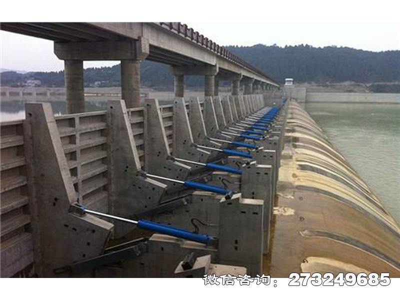 景观坝闸门_大坝闸门_水利工程机械设备定做厂家 景观坝闸门是一种集水利调节与美化环境于一体的水利机械设备。它通常采用高强度材料制成,具备良好的耐腐蚀性和抗冲击性能。闸门设计注重流线型外观,以融入周边景观,同时确保水流控制的精确性和可靠性。适用于城市湖泊、河流及人工水景等场所,既满足水利工程需求,又提升环境美观度。