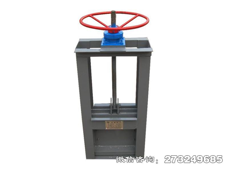 手动水利闸门一体机是一种集成了手动操作机构和闸门控制系统的水利机械设备，适用于小型水库、灌溉渠道和防洪设施。该设备通过手动驱动实现闸门的升降，确保水流的精确控制，操作简便，维护成本低，适用于偏远地区或电力供应不足的环境。